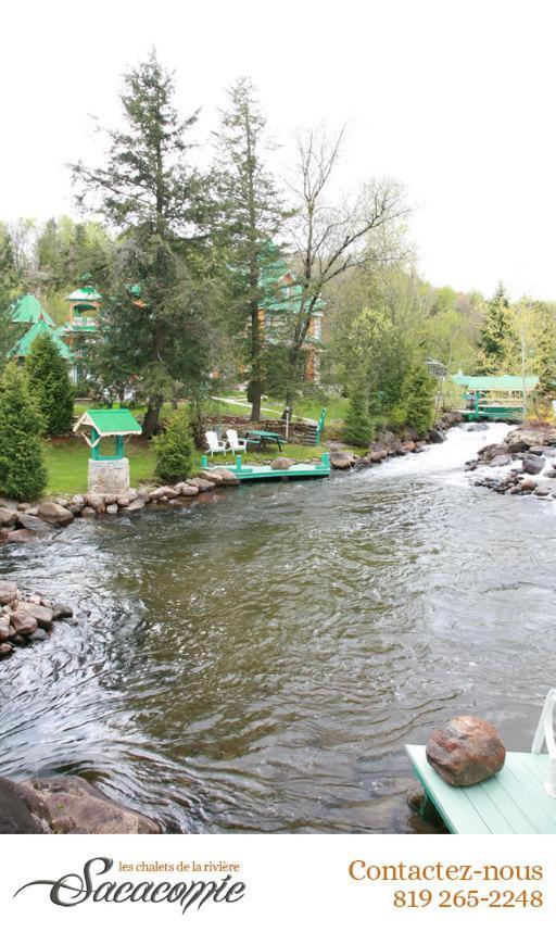Willa Chalets De La Riviere Sacacomie Saint-Alexis-des-Monts Zewnętrze zdjęcie